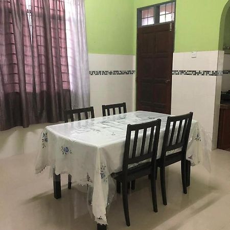 Afza Homestay Sura Free Unifi Kampong Sura Masjid Zewnętrze zdjęcie