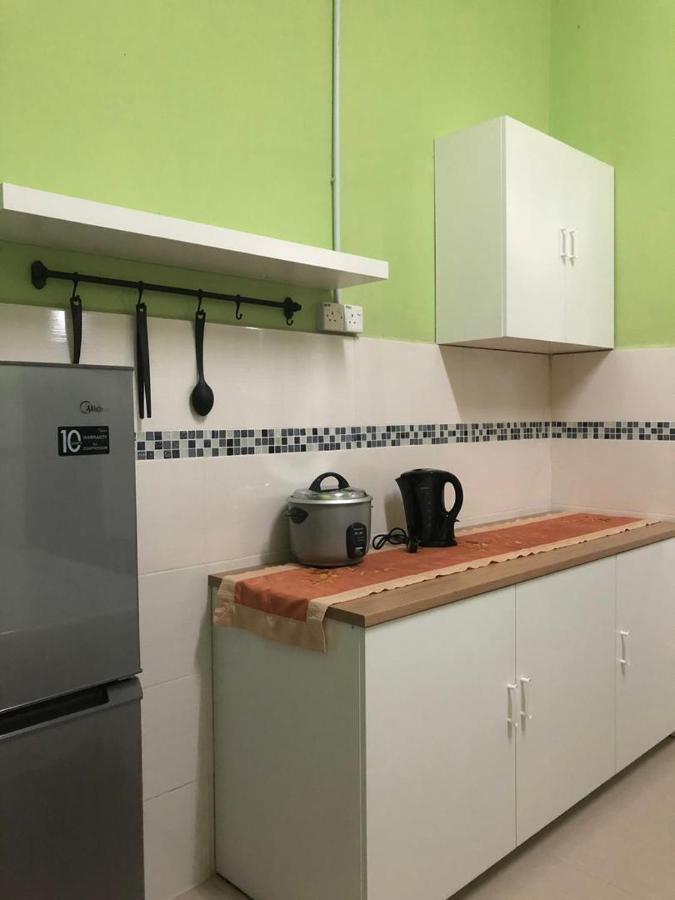 Afza Homestay Sura Free Unifi Kampong Sura Masjid Zewnętrze zdjęcie
